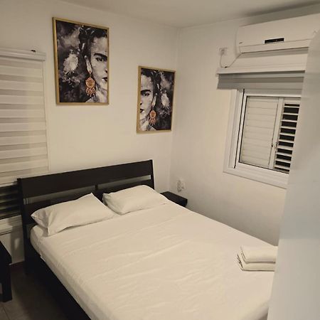 Gk Apartment Harmony Bat Yam Exterior photo